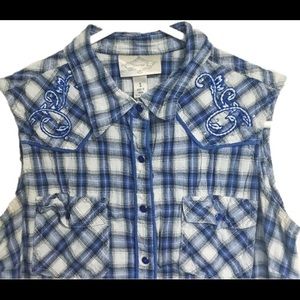 Cowgirl snap on shirt